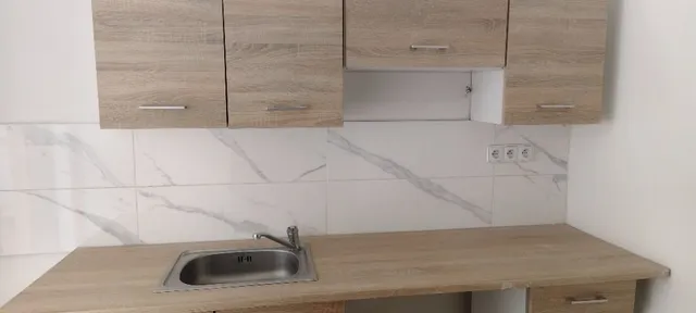 Pronájem bytu 1+1 28 m²
