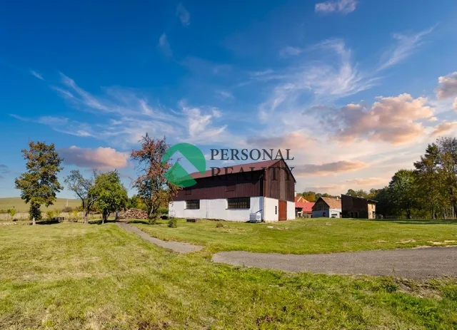 Prodej stavebního pozemku 7 528 m²