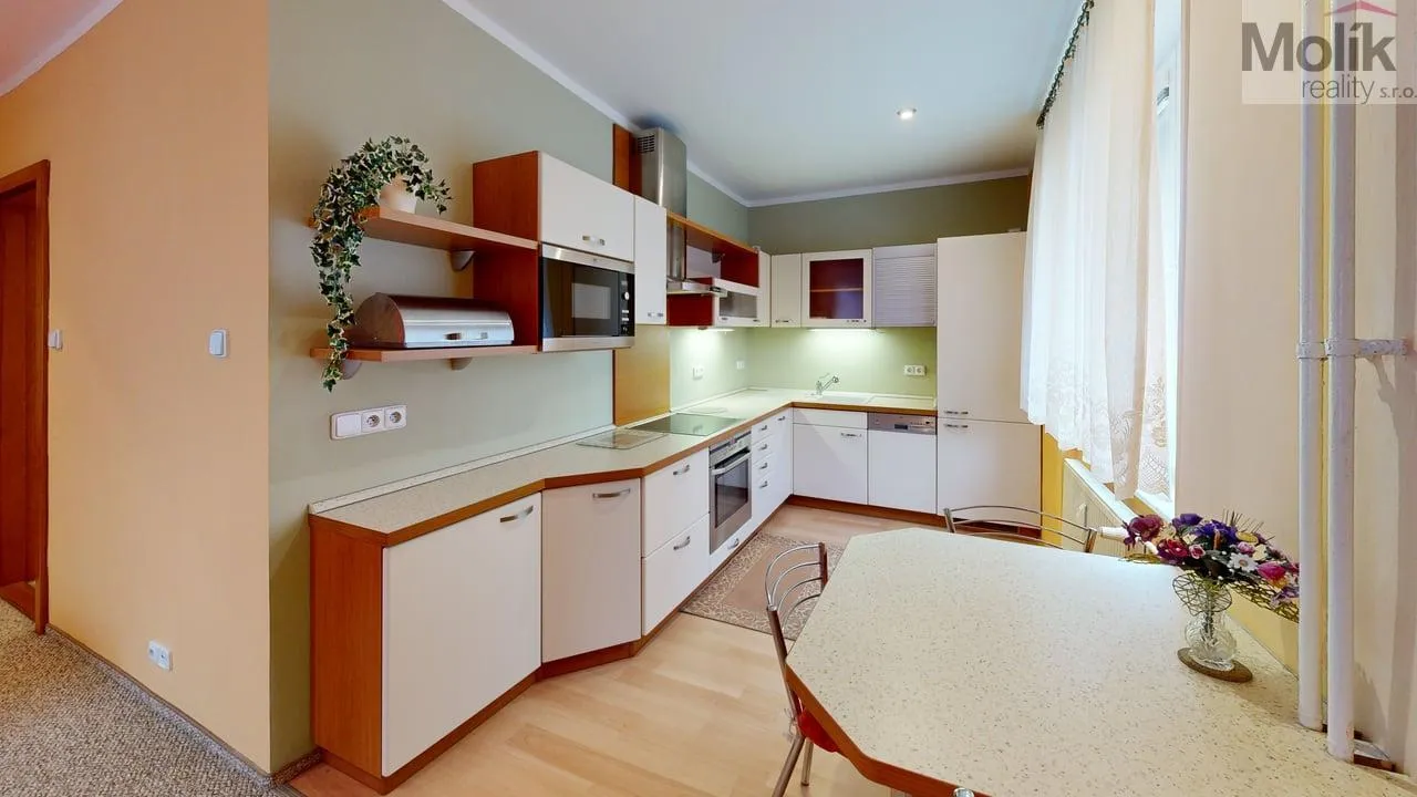 Klarka-Byt-Kitchen