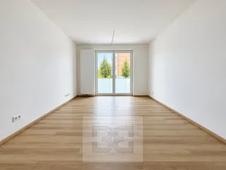 31294192-BF13-4BAD-BE91-4E02841D292F