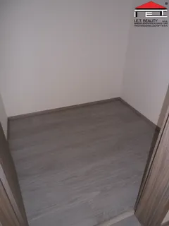 PB180003