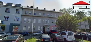 dům z ulice