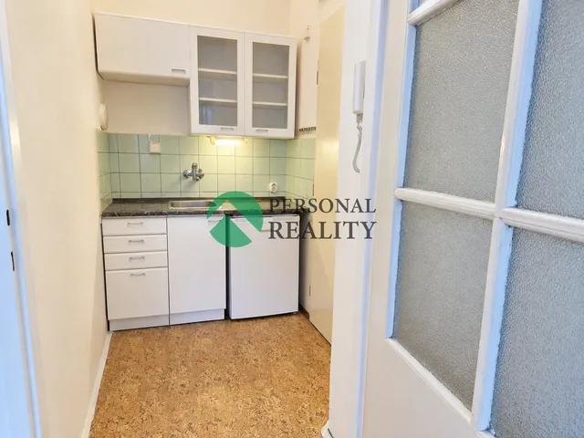 Pronájem bytu 1+kk 28 m²