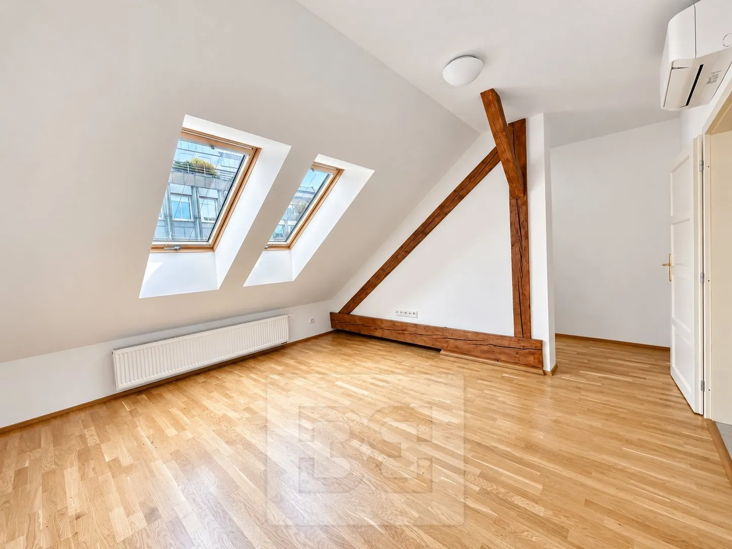 ce62f072-e954-4d4b-9579-aa2397e153b8