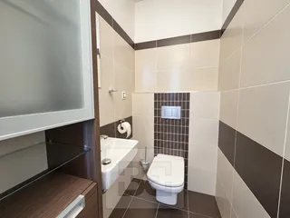 806DD829-FAF3-4AFB-BD7E-D64B0B879FBA