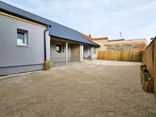 o_1753906872-7801.jpg