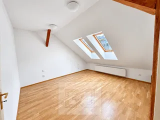 7d205e70-7e89-4058-9998-34d3b015e4cc