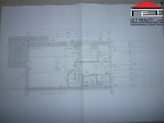 PB280010