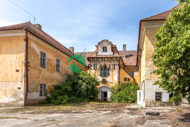Prodej rodinného domu 4 000 m²