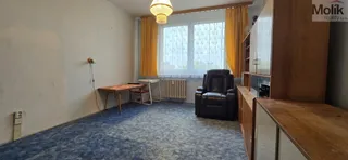 1000106889