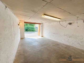 Garáž