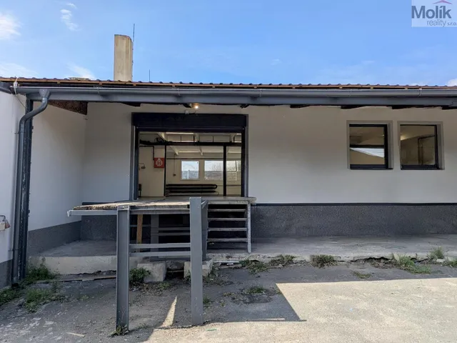 Pronájem skladu 198 m²