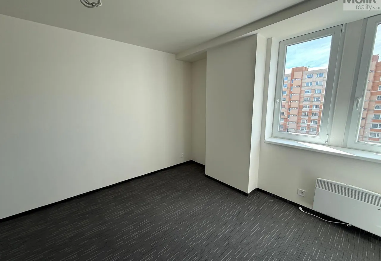 WhatsApp Image 2026-04-24 at 13.56.58.jpeg