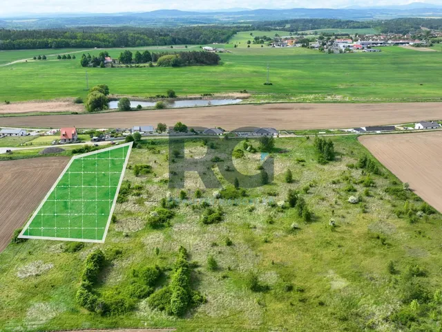Prodej stavebního pozemku 2 250 m²