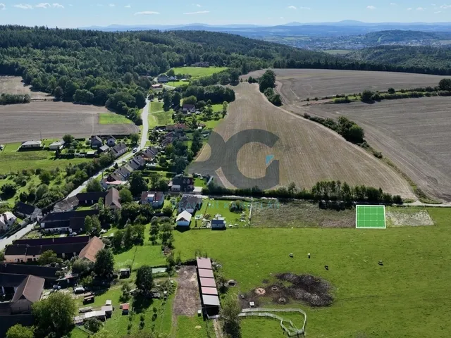 Prodej stavebního pozemku 917 m²