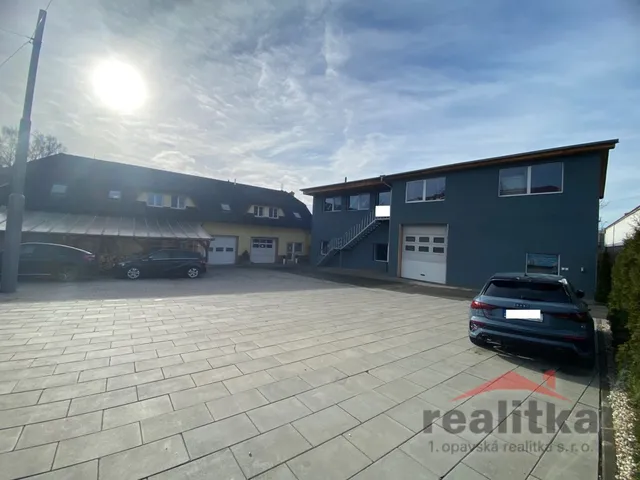 Prodej obchodního prostoru 701 m²