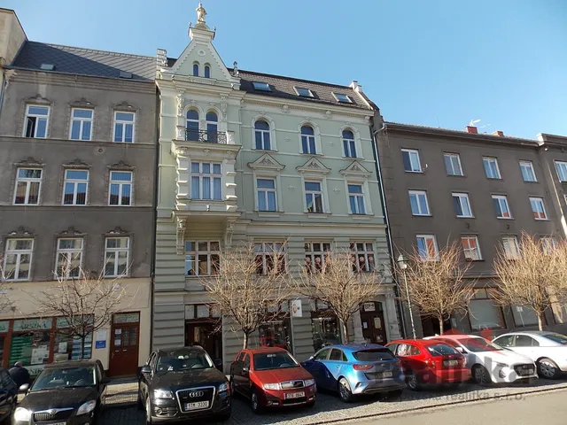 Pronájem kanceláře 148 m²