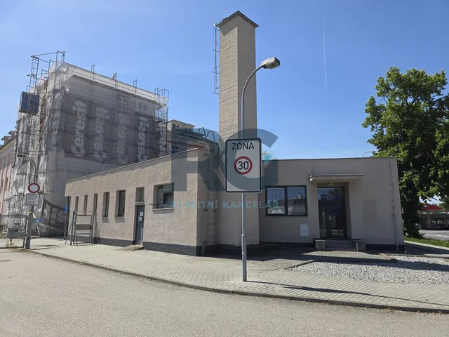 Prodej obchodního prostoru 295 m²