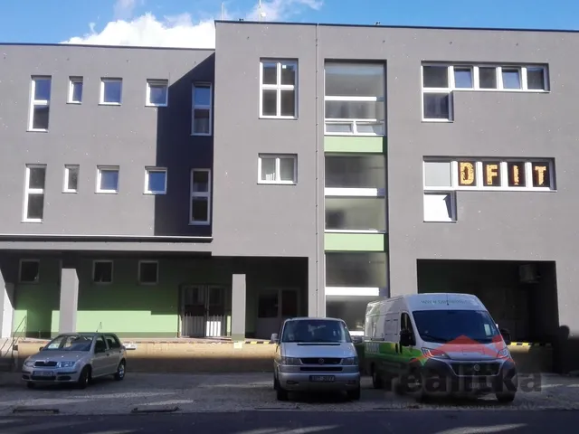 Pronájem skladu 33 m²