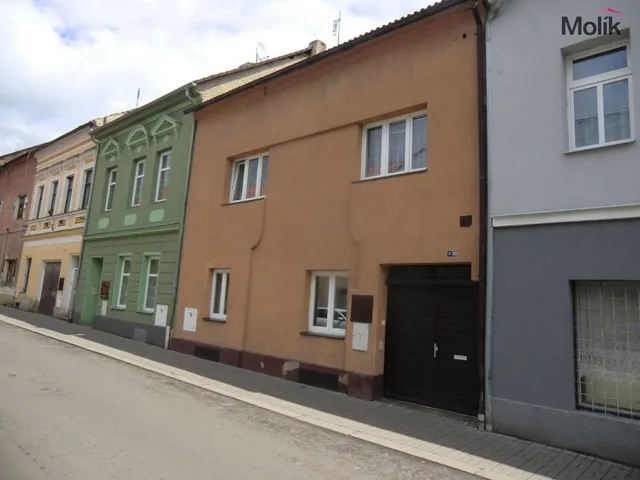 Prodej rodinného domu 200 m²