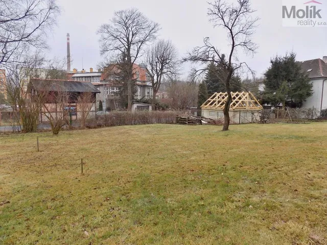 pozemek 3.jpg