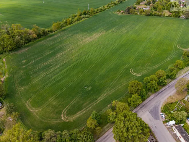 Prodej komerčního pozemku 17 476 m²