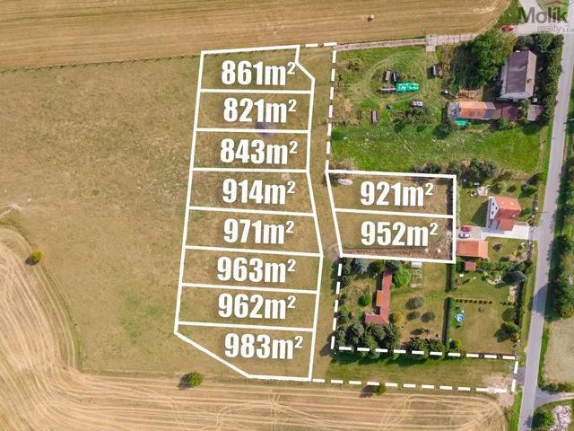 Prodej stavebního pozemku 921 m²