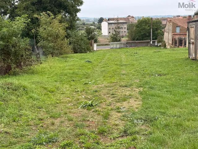 Prodej stavebního pozemku 1 823 m²