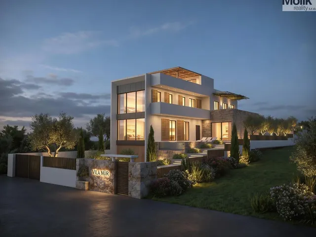 Prodej vily 613 m²