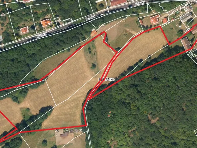 Prodej stavebního pozemku 29 804 m²
