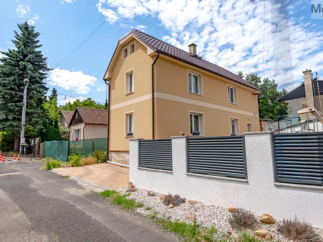 Prodej rodinného domu 105 m²