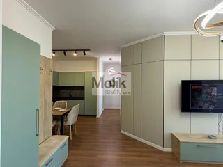 c8d5ad76-10e4-49fa-9489-600d3dd2ad23