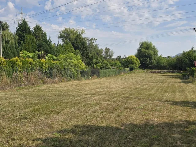 Prodej stavebního pozemku 1 402 m²