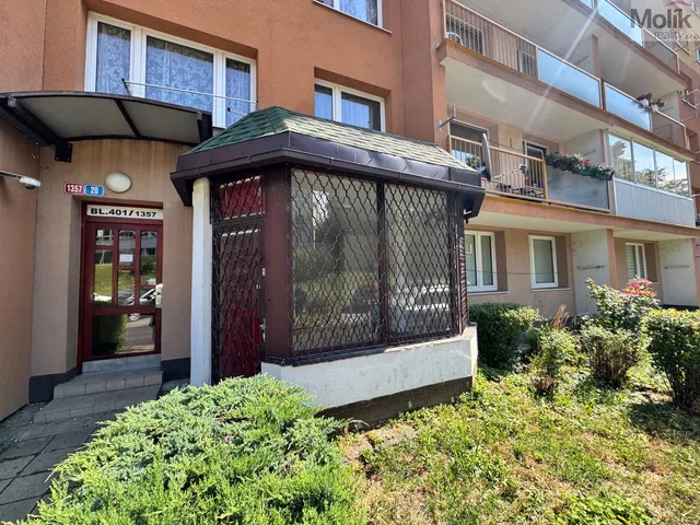 Pronájem obchodního prostoru 17 m²