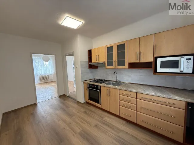 Pronájem bytu 2+1 57 m²