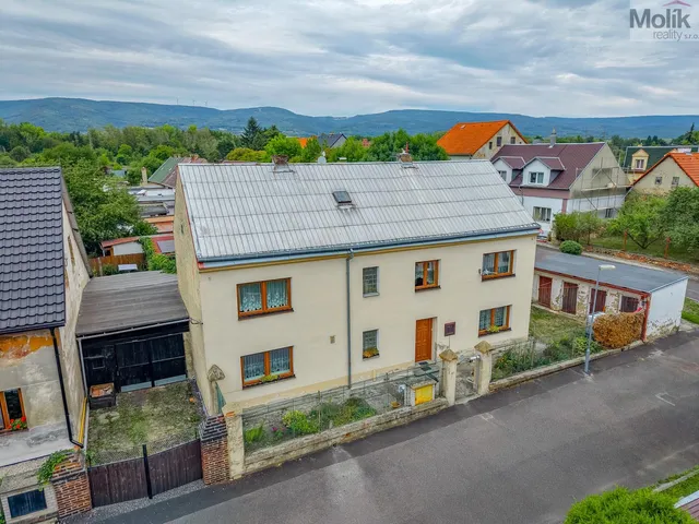 Prodej rodinného domu 194 m²