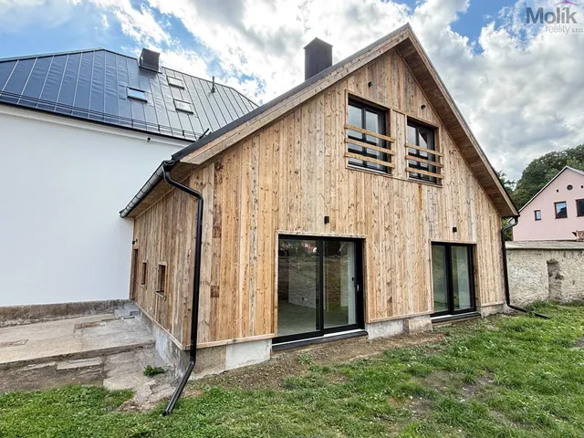 Pronájem rodinného domu 135 m²