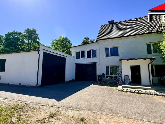 Prodej rodinného domu 520 m²