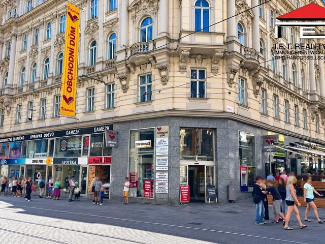 Pronájem obchodního prostoru 30 m²