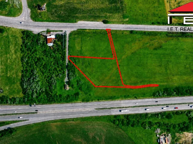 Prodej komerčního pozemku 5 187 m²