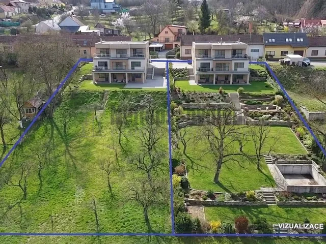 Prodej stavebního pozemku 1 659 m²