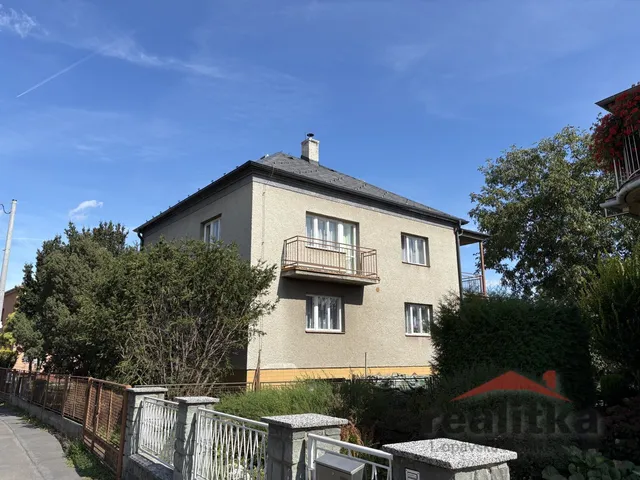 Prodej vícegeneračního domu 260 m²