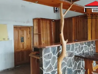 bar