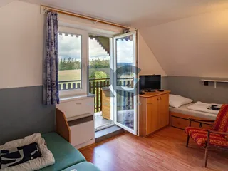 DSC05521-3.jpg