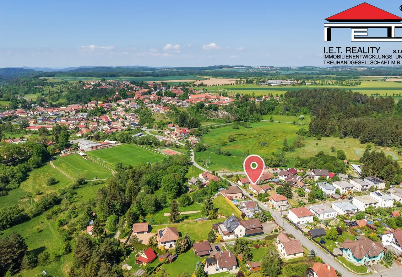 26_DJI_20260525103835_0053_D_ozn_FoceniBytu.cz