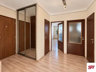 pe4