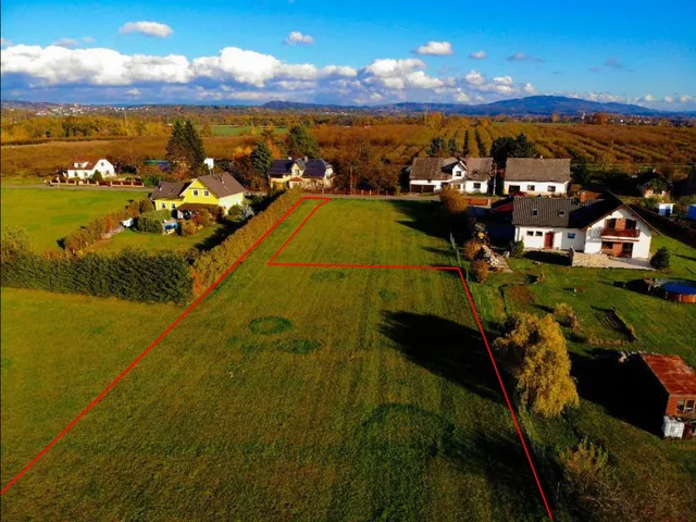 Prodej stavebního pozemku 3 061 m²
