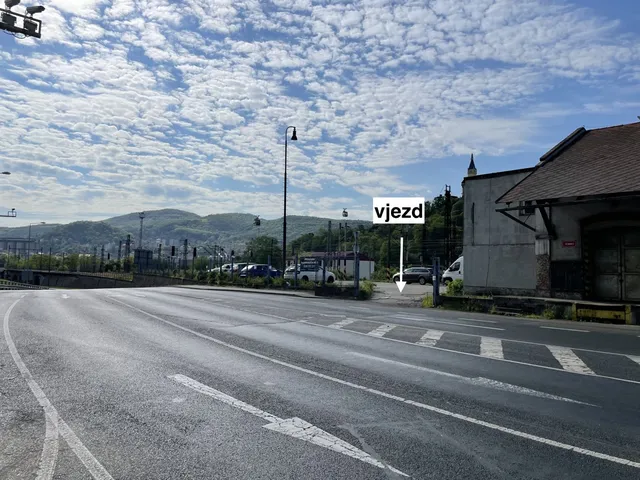 Podnájem garážového stání 12 m²