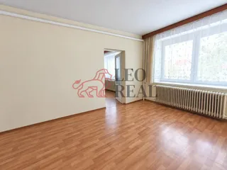 e01f12f0-8c6c-4d4c-a188-0b38f701fb19.jpg