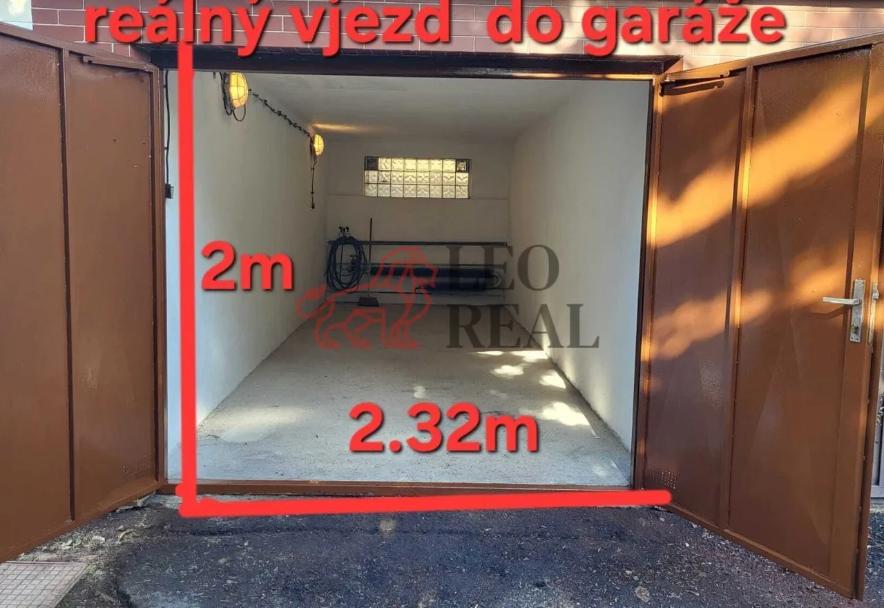 garáž cestička 2.jpg